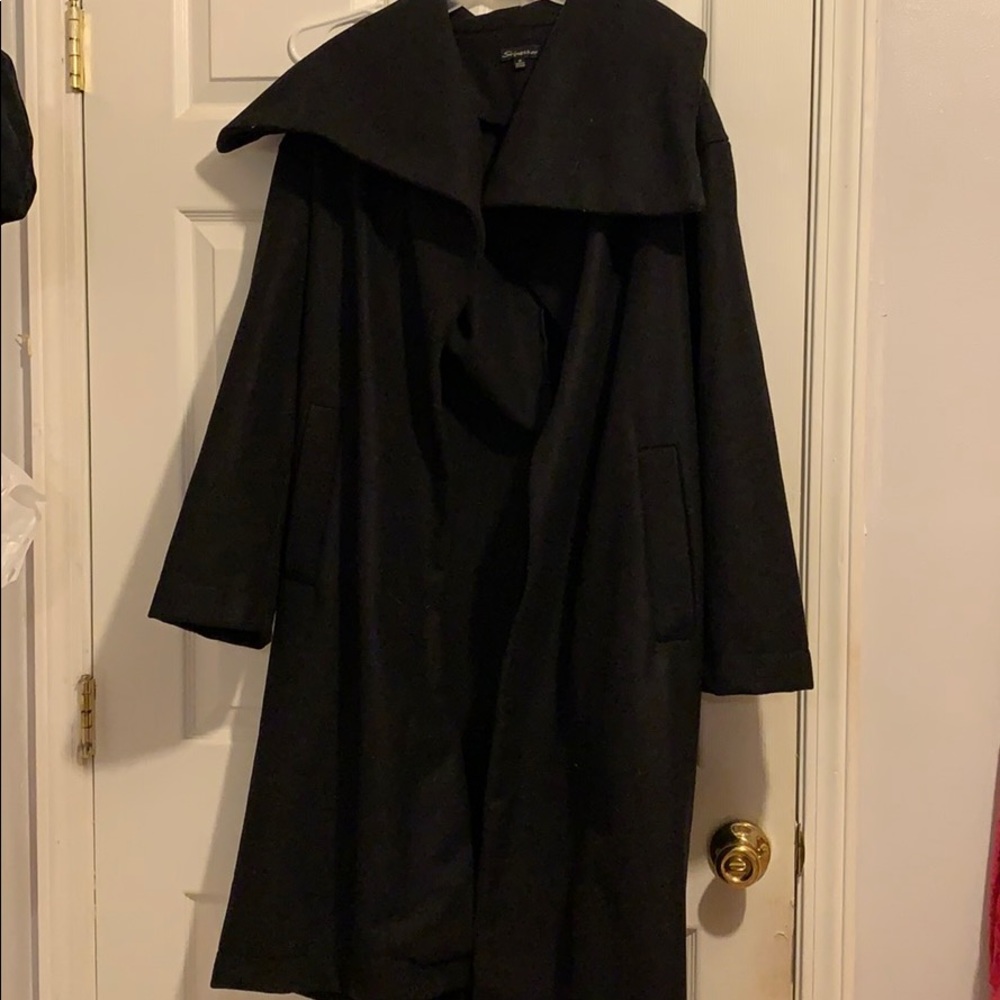 Black-trench coat